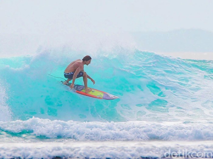 World Surf League (WSL) digelar di Banyuwangi. Ini merupakan jang selancar paling bergengsi di dunia.