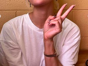 Respons Agnez Mo Jadi Sorotan Usai DPR Kritik Putusan Kasus Hak Cipta Ari Bias