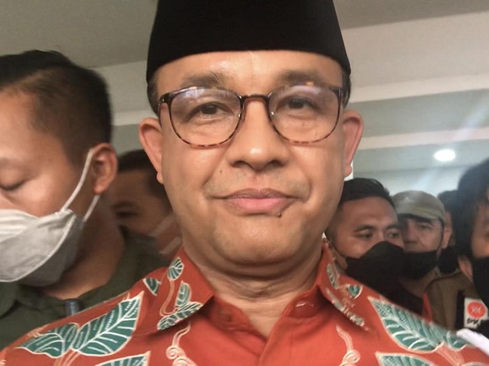 Anies Baswedan saat ditanya soal atap tribun Formula E roboh