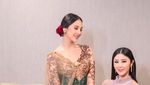 Anggun Banget! 7 Pesona Anya Geraldine Berkebaya