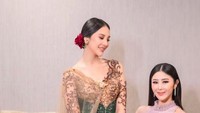 Pesona Anya Geraldine memang tidak pernah padam. Foto: Instagram