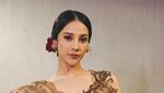 Anggun Banget! 7 Pesona Anya Geraldine Berkebaya