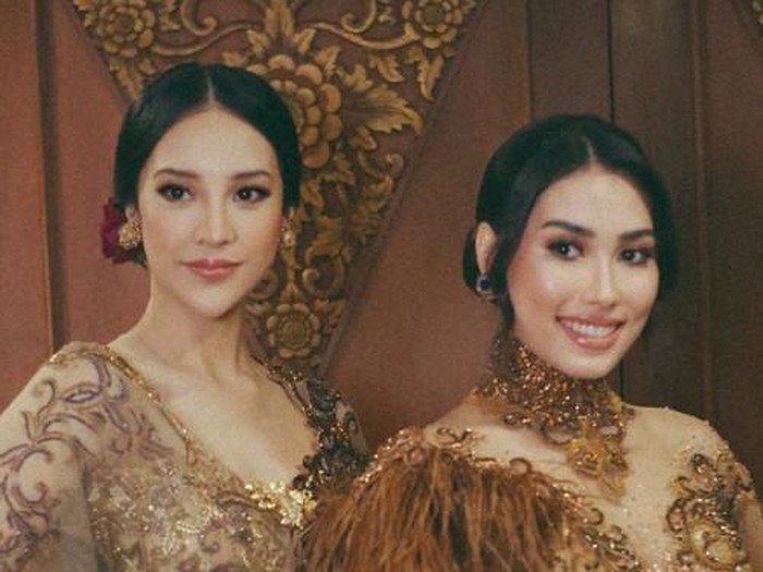 Anya Geraldine saat jadi juri di Puteri Indonesia