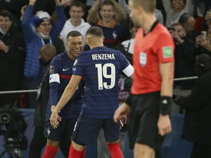 Mbappe Batal ke Madrid, Benzema: Hubungan Kami...