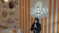 Penumpang Citilink Jakarta - Medan Dapat Oleh-oleh Bolu Stim Menara
