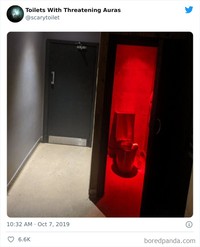 Daftar Kamar Mandi Paling Aneh dan Seram, Berani Coba?