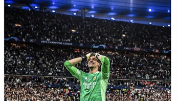 Thibaut Courtois dianggap pahlawan oleh netizen. Kiper Real Madrid ini berulangkali melakukan penyelamatan krusial. Performa terhebat kiper dalam sejarah final Liga Champions, tulis akun ini. Foto: Twitter
