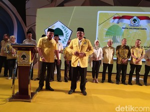 IAS Masuk Golkar, NH Sang Sahabat Menyambut-Taufan Pawe Tak Hadir