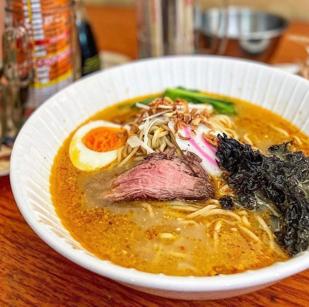 Tempat makan ramen enak di Surabaya
