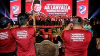Rapat akbar yang digelar di Ballroom Grand Empire palace Surabaya itu adalah untuk menyatukan misi yaitu menjadikan Ketua DPD RI, AA LaNyalla Mahmud Mattalitti sebagai Presiden di tahun 2024 mendatang. 