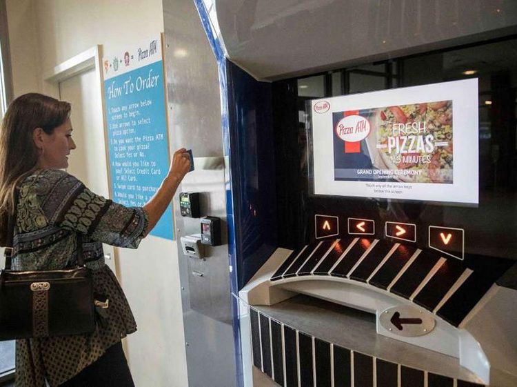 10 Vending Mesin Makanan Paling Unik di Dunia Ini Benar-benar Nyata!