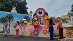 Aksi Gemas Minions di Universal Studios Singapore