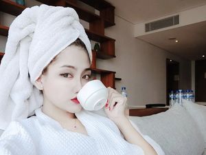 Biya Pink Pink, Calon Aspri ke-48 Hotman Paris Saat Minum-minum Cantik