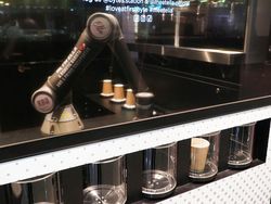 Canggih! Ini Deretan Robot-robot Pekerja di Singapura