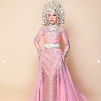 Dilansir dari situs resmi Yayasan Puteri Indonesia, Eggy diketahui memiliki advokasi yang bergerak di bidang pelestarian budaya dan pariwisata yang ditujukan kepada anak-anak. Dan advokasi ini juga melakukan kegiatan pemberdayaan perempuan. Foto: Dok. Instagram @eggyfegri.