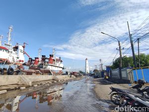 Pemkot Semarang-Pelindo III Teken MoU Bangun Sabuk Laut Tangkal Banjir Rob