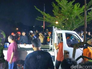 Bapak-Anak Nyemplung Embung di Bantul Saat Belajar Nyetir Mobil, 1 Tewas