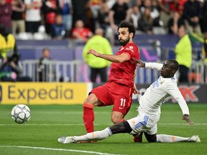 Liverpool Kalah, Wenger Nilai Mane-Salah Kehilangan Gereget