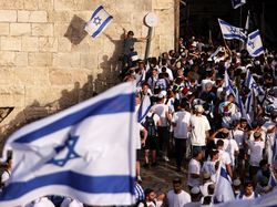Peringkat Utang Israel Diturunkan Gegara Konflik Masih Lanjut