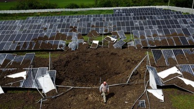 PLTS di Kharkiv Ukraina Dihujani Rudal, Begini Kerusakannya