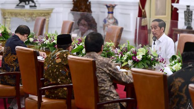 Presiden Joko Widodo menerima Aliansi Penyelenggara Pendidikan Indonesia di Istana Merdeka, Jakarta, pada Senin, 30 Mei 2022. (Dok: Biro Pers Sekretariat Presiden)