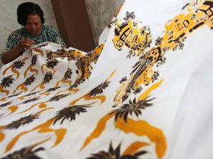 Melihat Semangat Perajin Lestarikan Batik Indonesia
