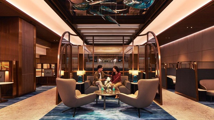 SIA memperlihatkan SilverKris dan KrisFlyer Gold lounge yang serba baru di Terminal 3 Bandara Changi Singapura.