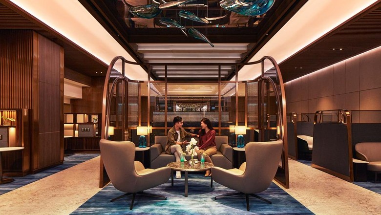 SilverKris dan KrisFlyer Gold lounge SIA memperlihatkan SilverKris dan KrisFlyer Gold lounge yang serba baru di Terminal 3 Bandara Changi Singapura.