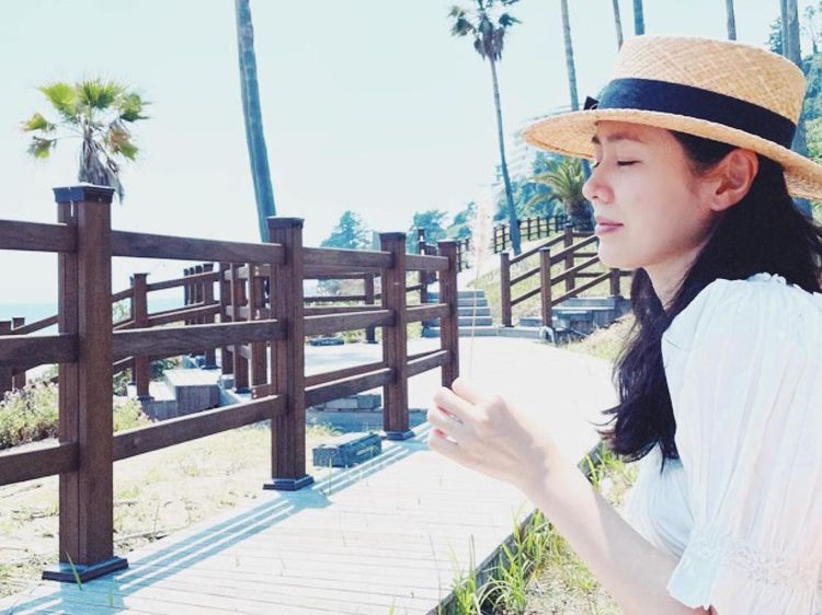 Foto Ini Bikin Son Ye Jin Dikira Hamil