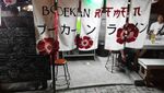 10 Spanduk Kocak Tempat Makan ala Jepang yang Bikin Ngakak