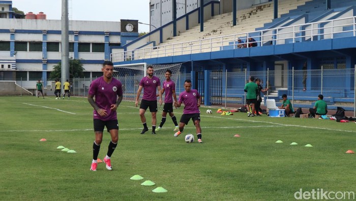 Stefano Lilipaly berlatih bersama skuad Timnas Indonesia.