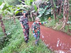 Buntut Memerahnya Sungai Cimeta di KBB, DLH Jabar Turun Tangan