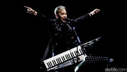 Fariz RM: Saya Akan Lepas Dunia Selebritas yang Kacau