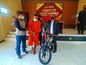 Coba Lari saat Dibekuk, Penjambret di Jembrana Ditembak Polisi