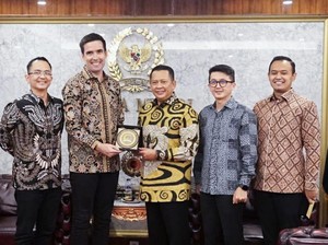 Ketua MPR Puji Langkah AWS yang Ikut Tingkatkan SDM Digital RI