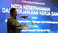 Untuk memperkuat pengelolaan keuangan daerah, Bank Mandiri bersinergi dengan Badan Pengawasan Keuangan dan Pembangunan (BPKP) melakukan digitalisasi transaksi pencairan SP2D (Surat Perintah Pencairan Dana) melalui kanal Kopra Host to Host (Mandiri Corporate Payable) yang terintegrasi dengan aplikasi Sistem Informasi Manajemen Daerah (SIMDA) Next-G berbasis web milik BPKP atau lebih dikenal dengan Financial Management Information System (FMIS).