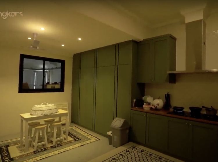 10 Potret Dapur Baru Shireen Sungkar yang Minimalis Bernuansa Hijau