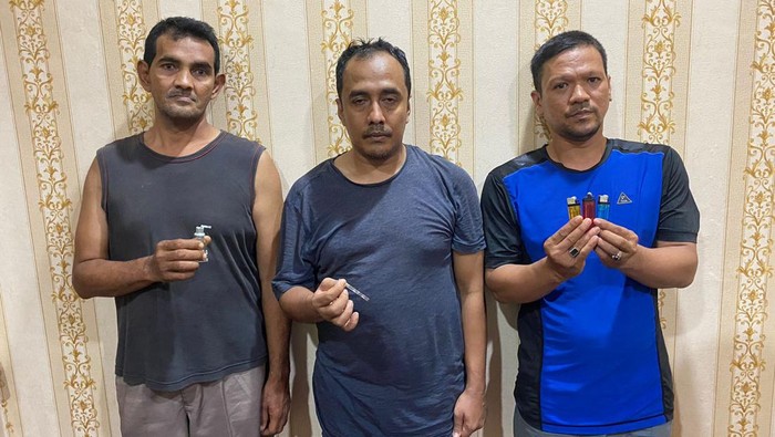 Dua dari tiga orang yang ditangkap sedang pesta sabu adalah ASN Pemkot Medan.