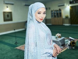 10 Gaya Terry Putri Menikah di Amerika dengan Teman Sekolah, Tampil Simpel