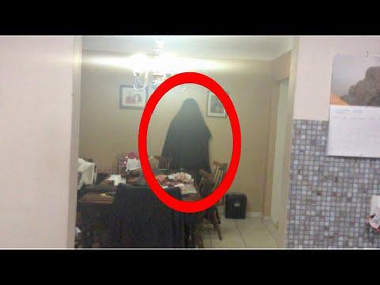 Merinding! Penampakan Hantu Bayangan Hitam hingga Wajah Seram di Dapur