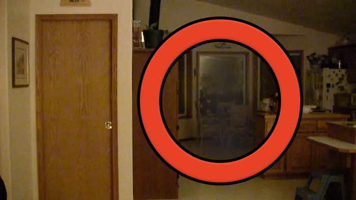 Merinding! Penampakan Hantu Bayangan Hitam hingga Wajah Seram di Dapur