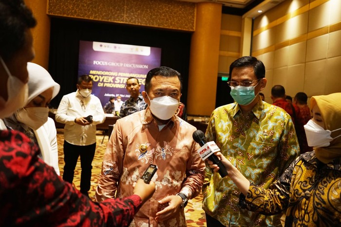 Gubernur Jambi Al Haris dan Waka DPRD Faisal Riza