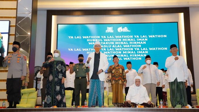 gubernur khofifah