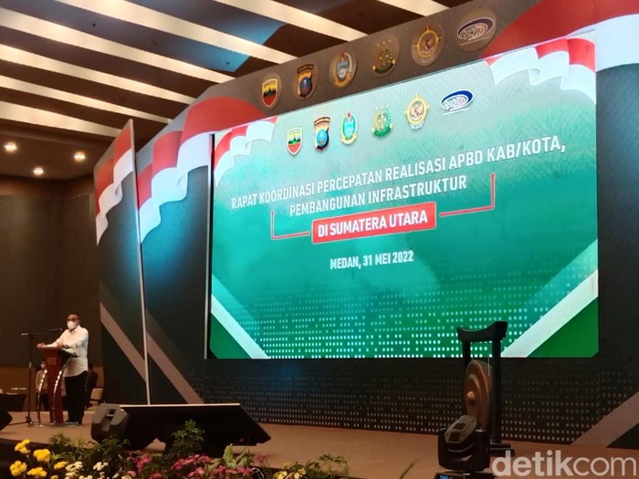 Gubsu Edy Rahmayadi saat memberikan sambutan di acara rapat kordinasi