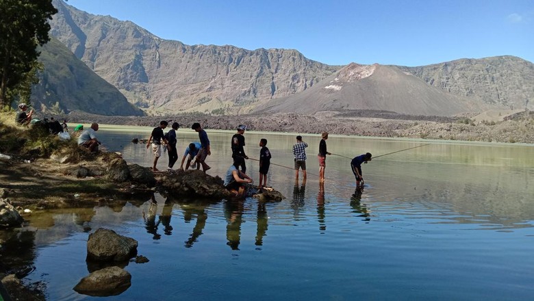 Gunung Rinjani Lombok NTB. Gunung Rinjani Lombok NTB.
