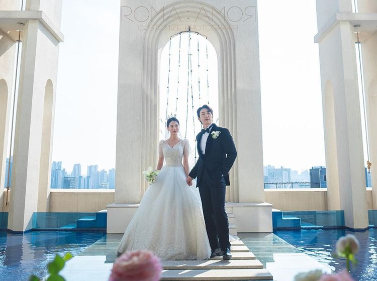 Hoon U-KISS dan Hwang Ji Seon eks Girls Day Resmi Menikah