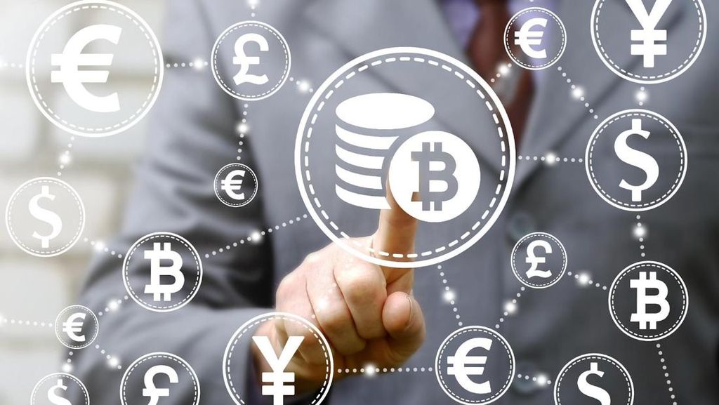 Bitcoin cs Bergejolak, Uni Eropa Siapkan Aturan untuk Jinakkan Pasar Kripto