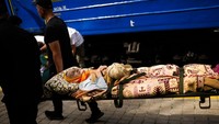 Korban akibat perang terus berjatuhan, mulai dari para anggota militer hingga warga lokal.