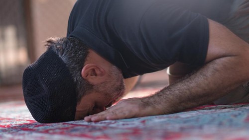 Jadwal sholat hari ini sudah dirilis oleh Bimas Islam Kemenag. Berikut terlampir jadwal sholat Jakarta, Bogor, Depok, Tangerang, dan Bekasi.