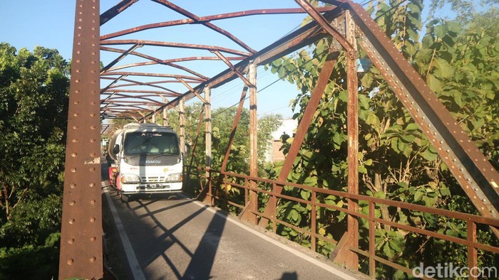 Jembatan Karangsambung di Desa Bae, Kecamatan Bae, Kudus, Senin (30/5/2022).